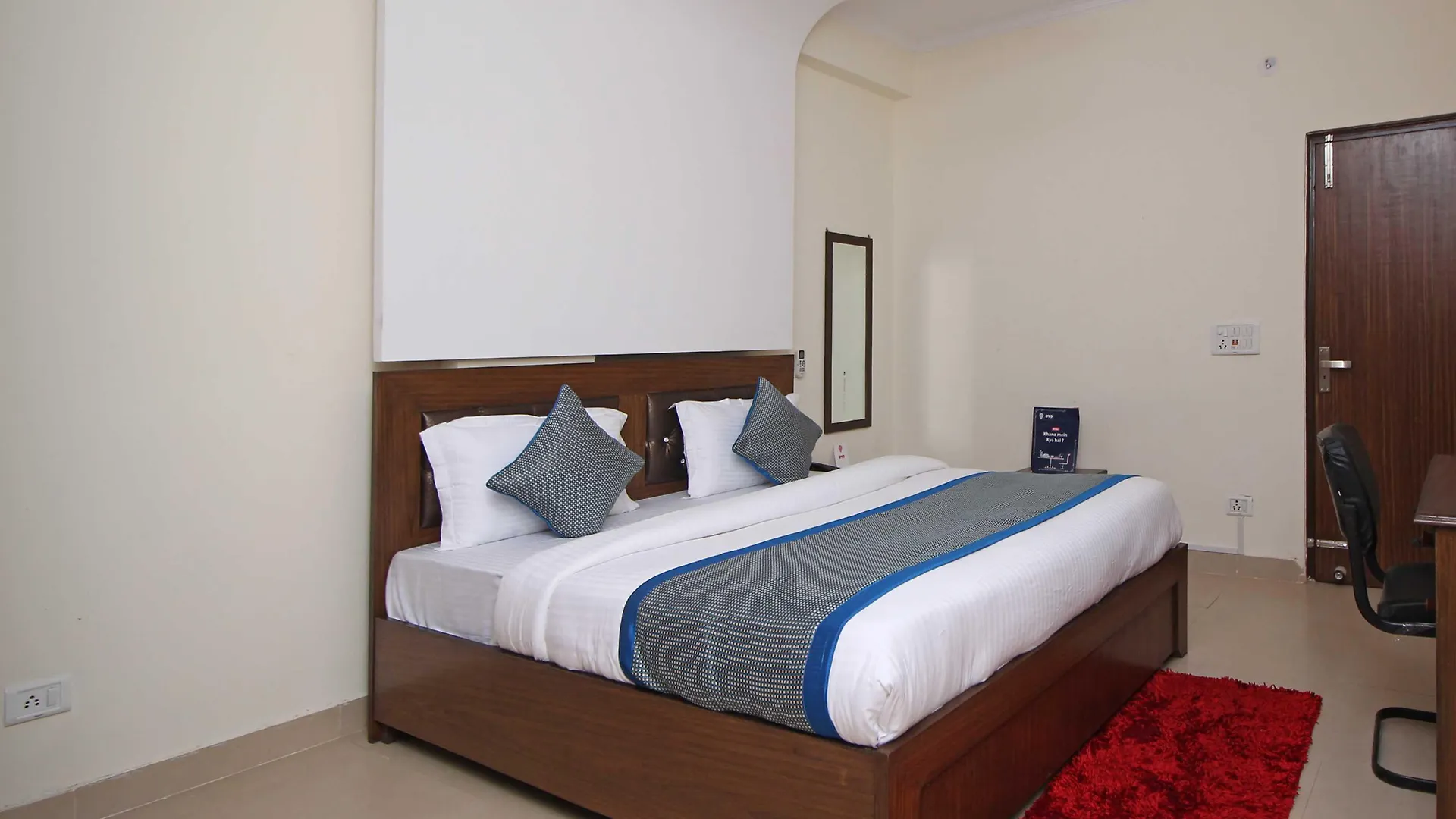 Hotel O Surya Palace New Delhi