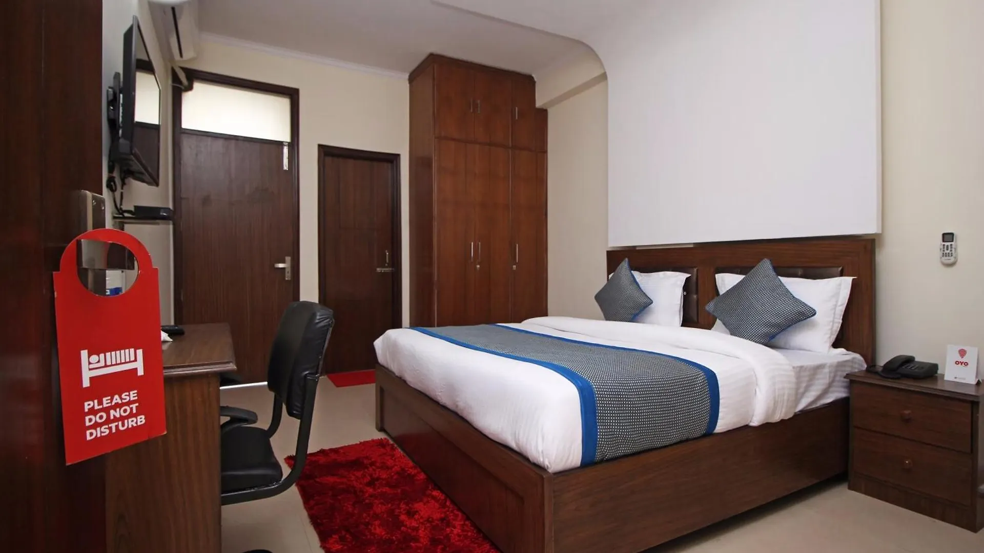 ***  Hotel O Surya Palace New Delhi India