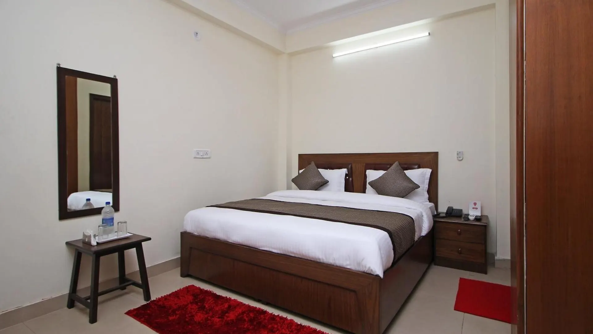 Hotel O Surya Palace New Delhi India