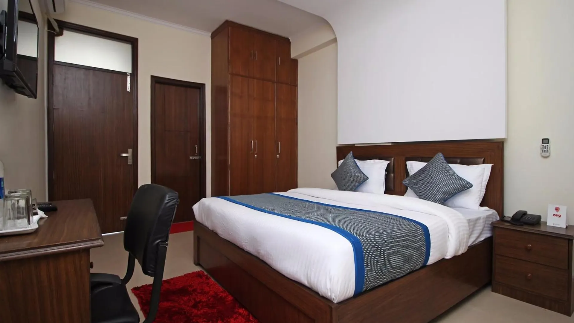 Hotel O Surya Palace New Delhi