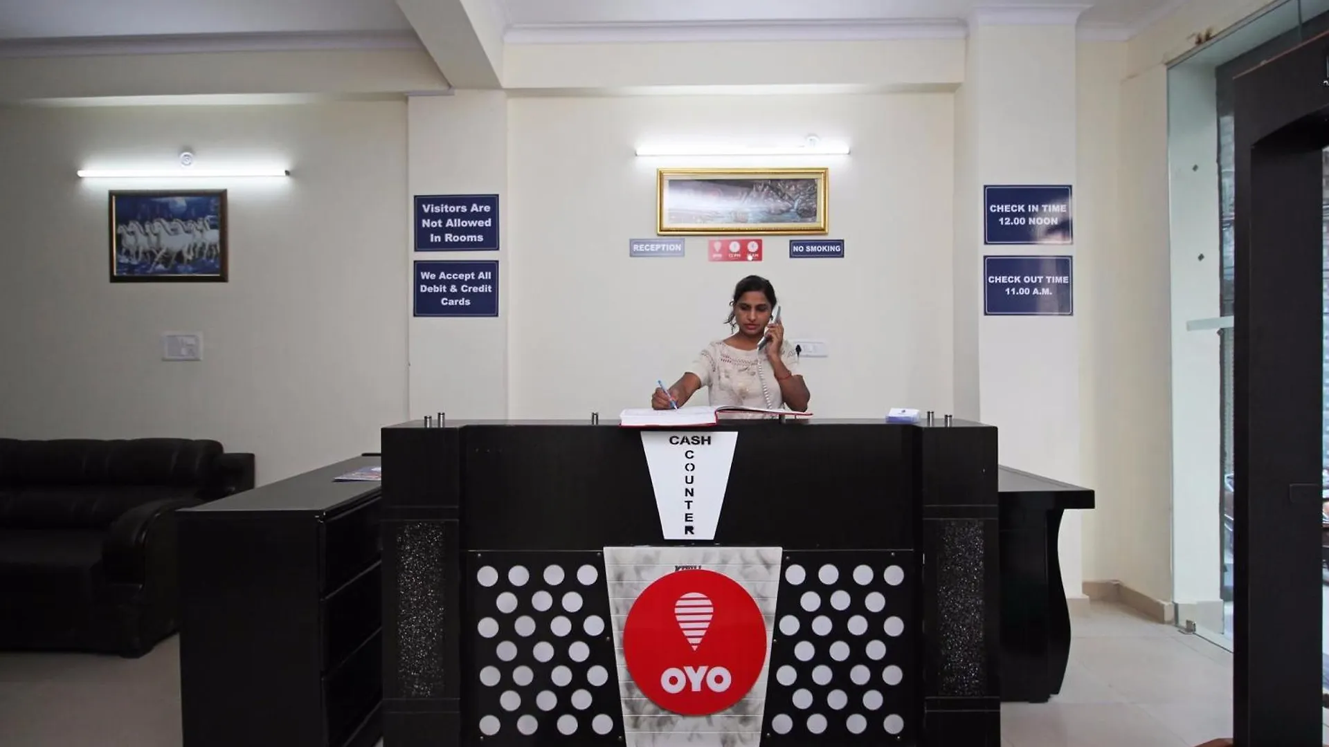 Hotel O Surya Palace New Delhi