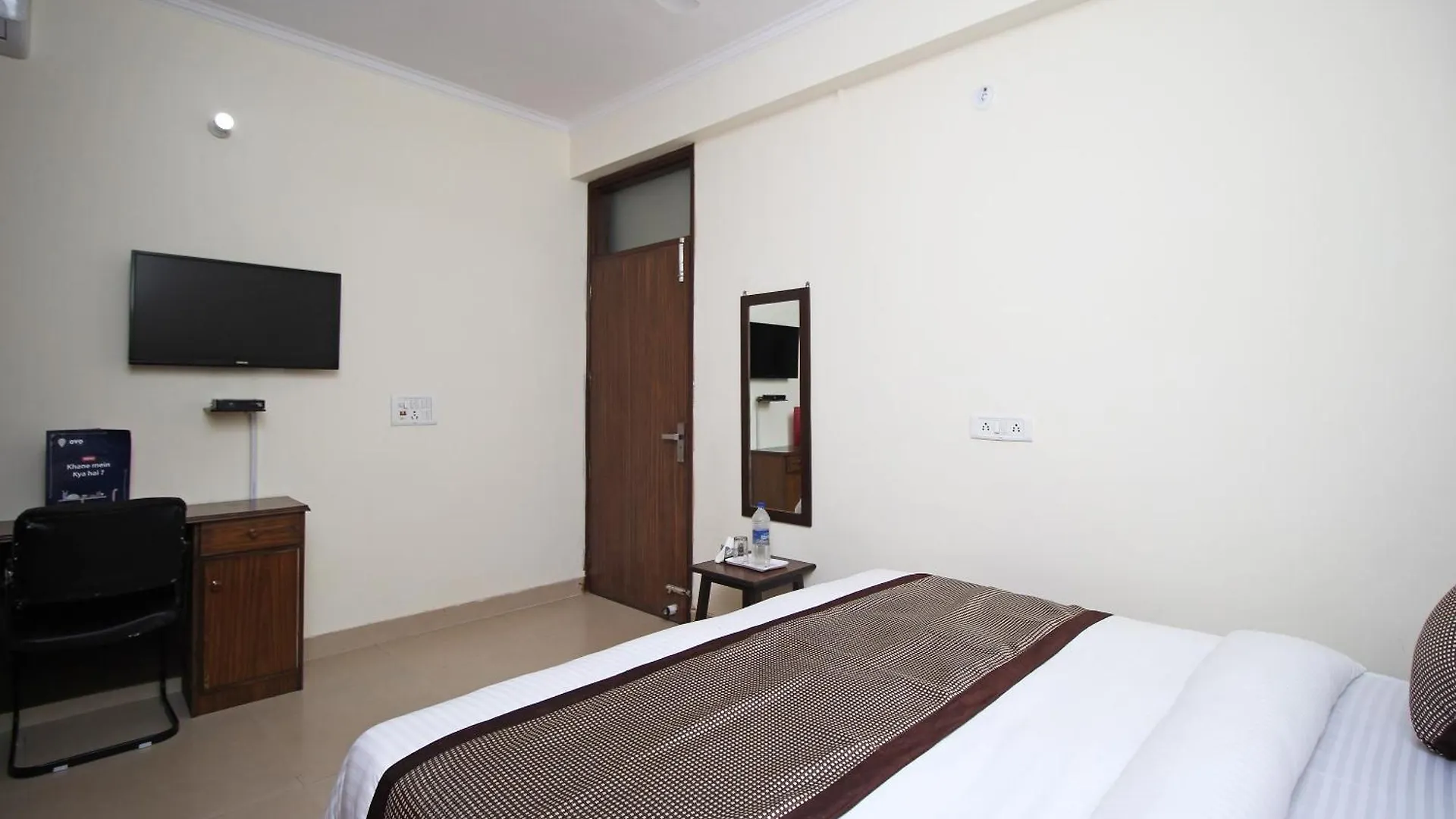 Hotel O Surya Palace New Delhi 3*,