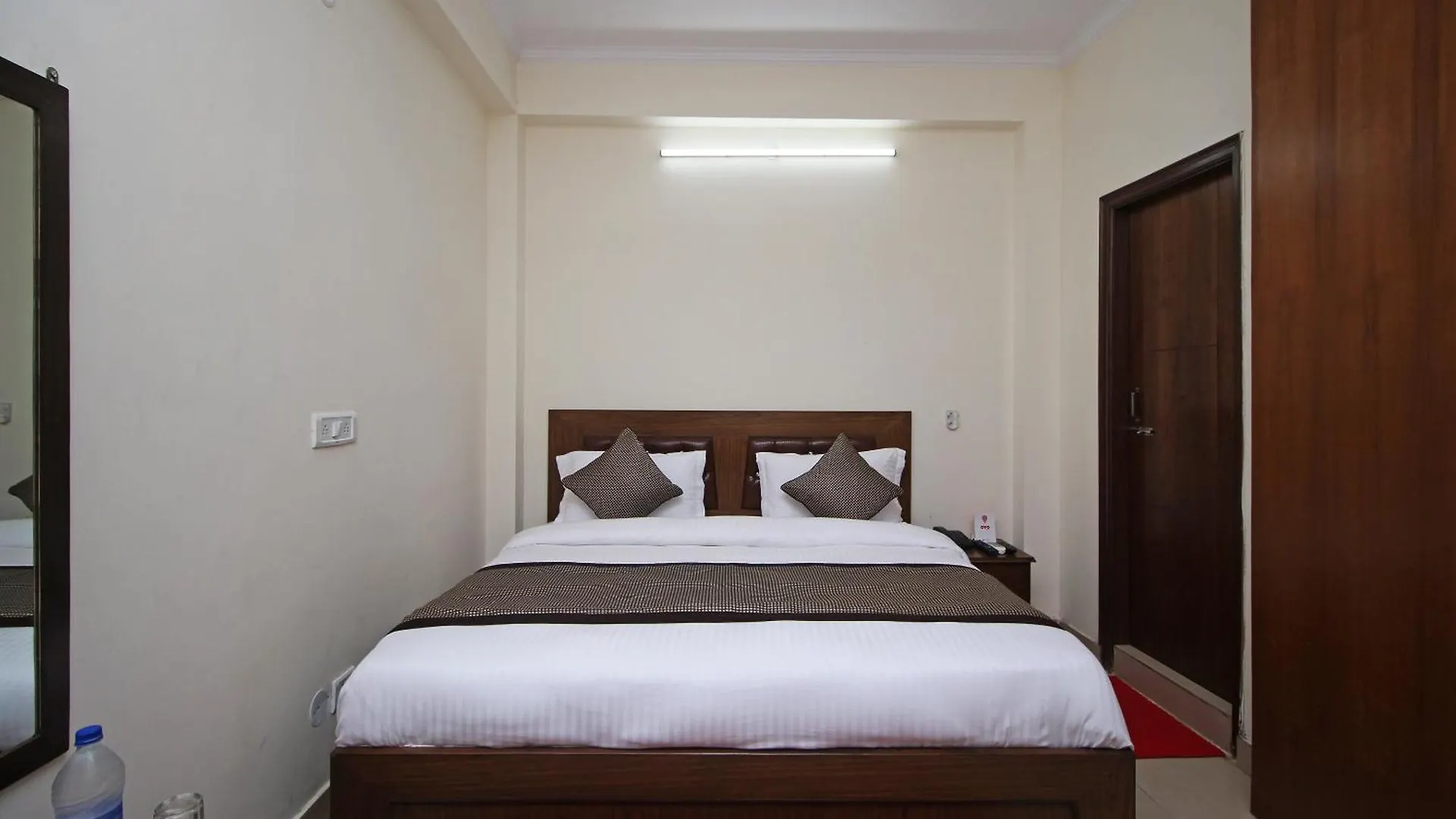 ***  Hotel O Surya Palace New Delhi India